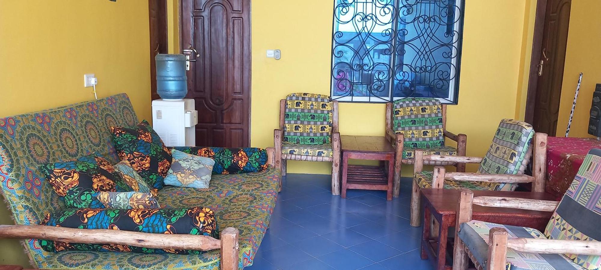 La Locanda Lodge - Apartment, 4 Double Rooms & Kitchen Near The Beach จัมเบียนี ภายนอก รูปภาพ