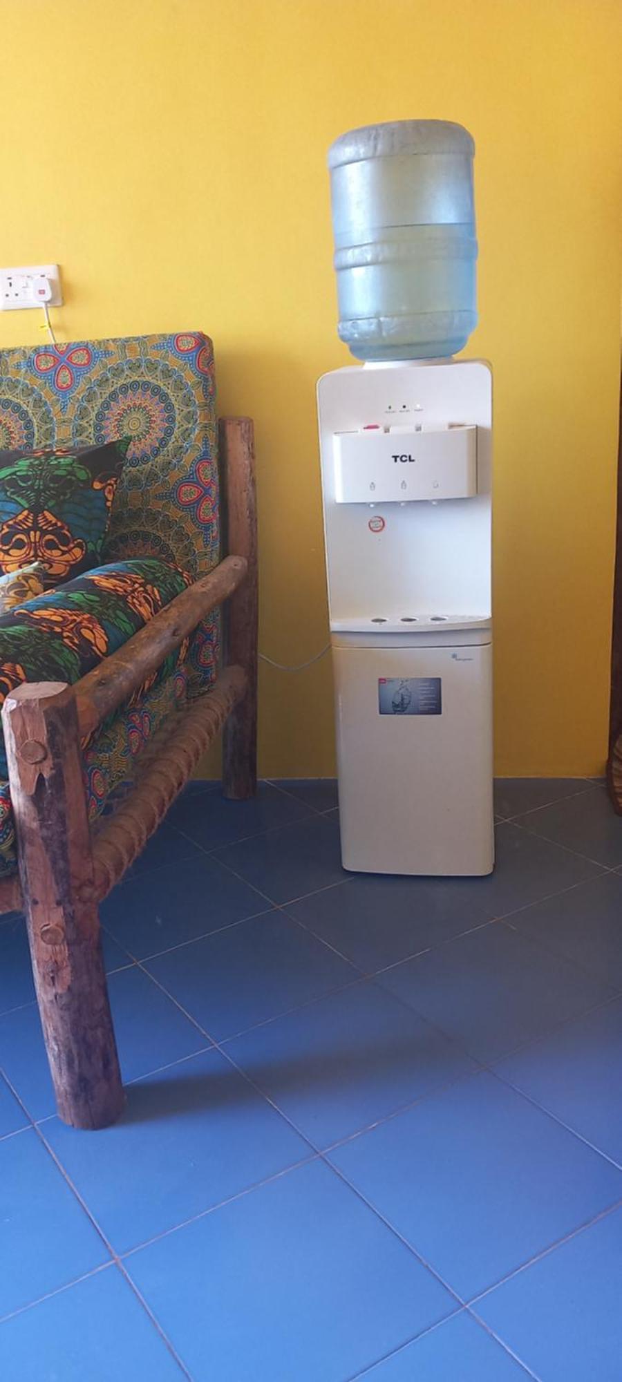La Locanda Lodge - Apartment, 4 Double Rooms & Kitchen Near The Beach จัมเบียนี ภายนอก รูปภาพ